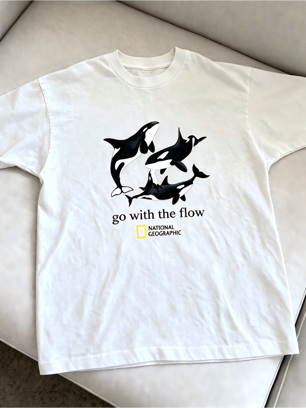 National Geographic Orca Circle Graphic Women Men T-shirt Unisex
